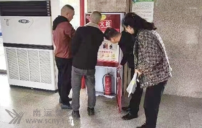 01.jpg