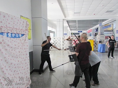02.jpg
